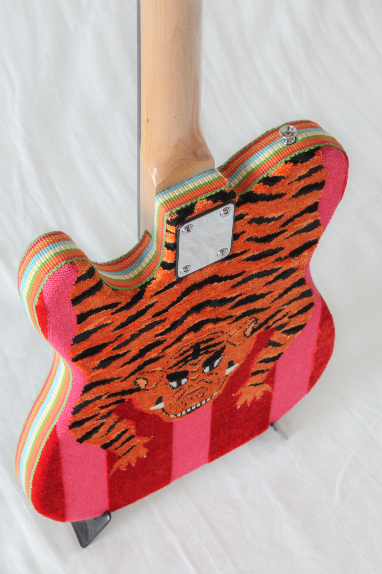 TIGER TELE